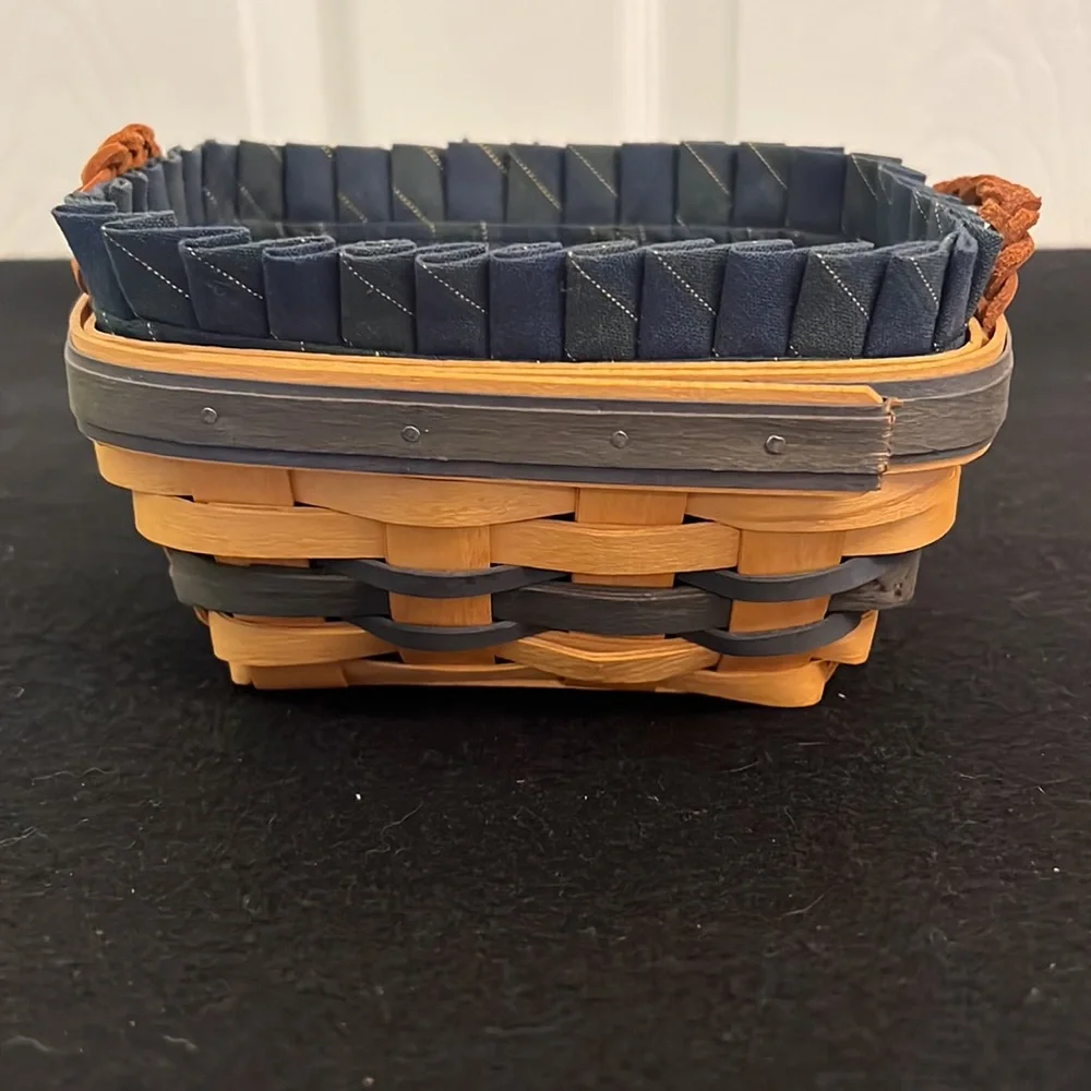 Longaberger Collection Club 2000 Renewal Basket with Braided Side Handles